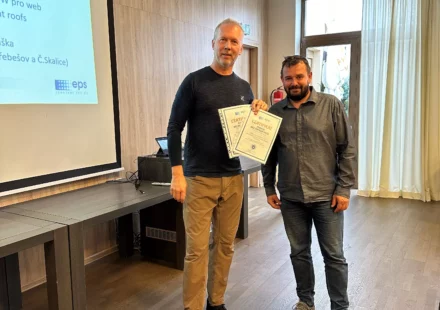 Společnosti IZOPOL a Hirsch CZ obdržely na zářijové členské schůzi certifikát OCS