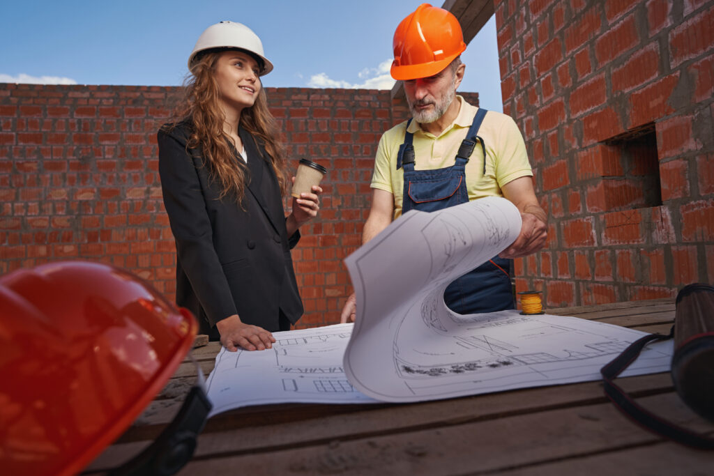 Stavební projekty, plánování a stavební společnosti