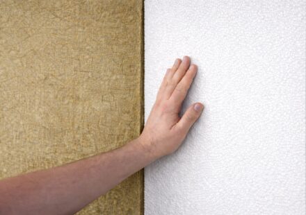 Porovnání dvou nejrozšířenějších izolačních materiálů na českém trhu z pohledu ekologie